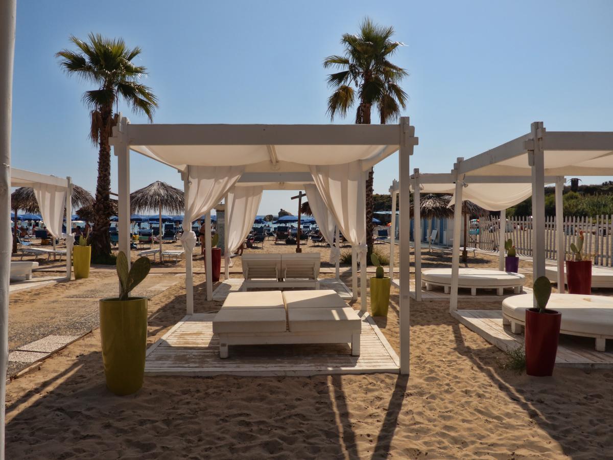 Futura Club Spiagge Bianche Hotell Fontane Bianche Eksteriør bilde